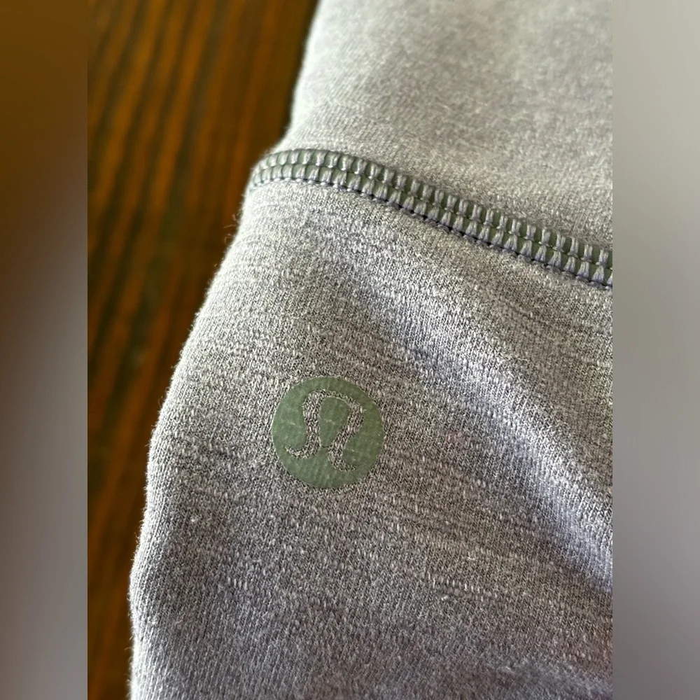 Lululemon |‎ City Sweatpants | Lavender/Black | Men’s size Small